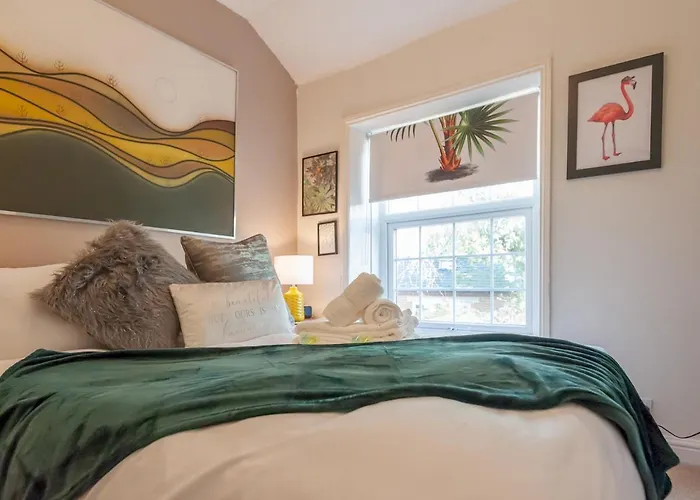 Wonky With Amazing Garden - Pass The Keys * 利兹