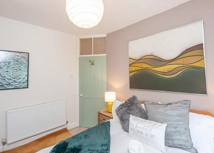 Wonky With Amazing Garden - Pass The Keys *