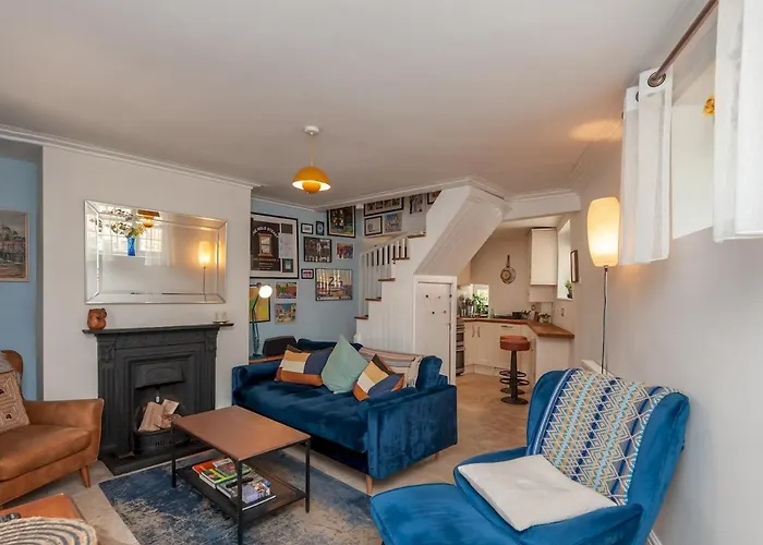 Casa de Férias Wonky With Amazing Garden - Pass The Keys *