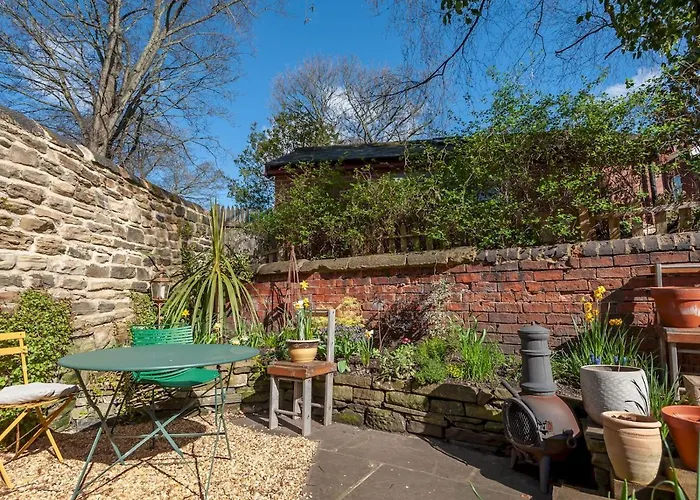 Wonky With Amazing Garden - Pass The Keys *